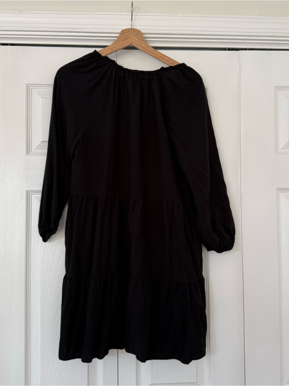 Women’s Black Tiered V-Neck Dress - Picture 3 of 3
